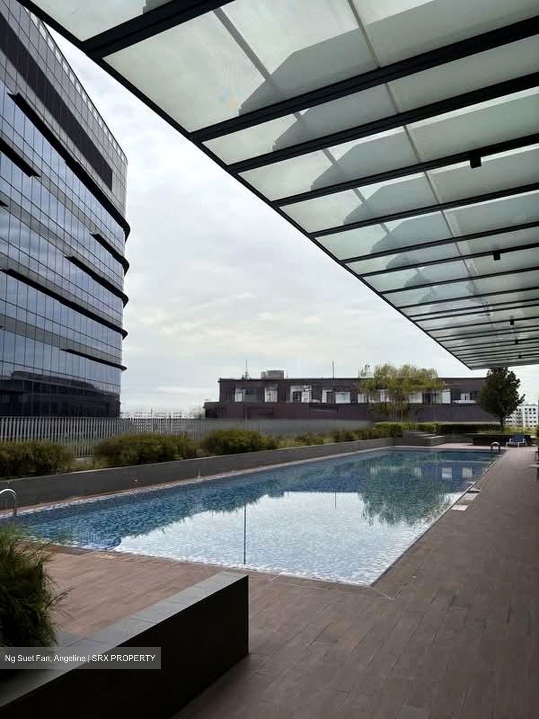 Woods Square (D25), Office #579058971